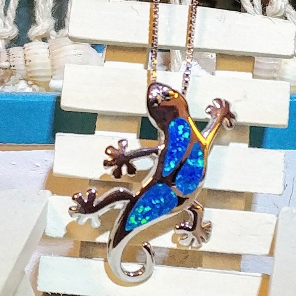 🆕🦎 Blue Fire Opal Gecko Slide Pendant Necklace - Picture 2 of 5